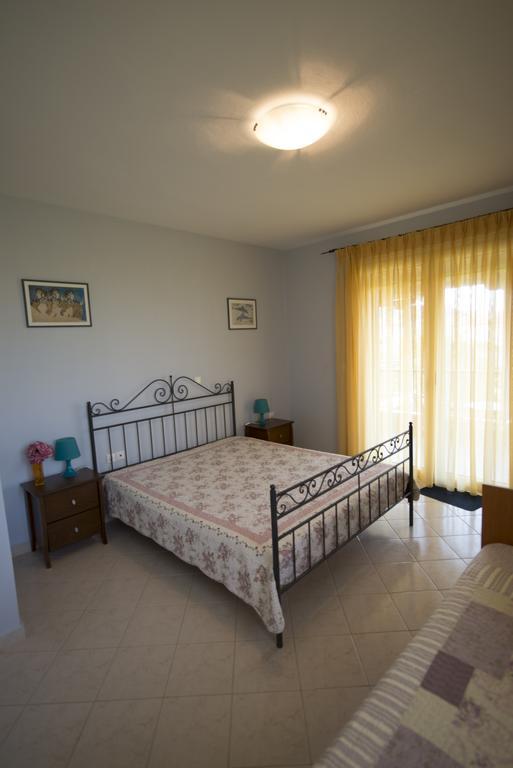 Apostolos Agios Nikolaos  Buitenkant foto